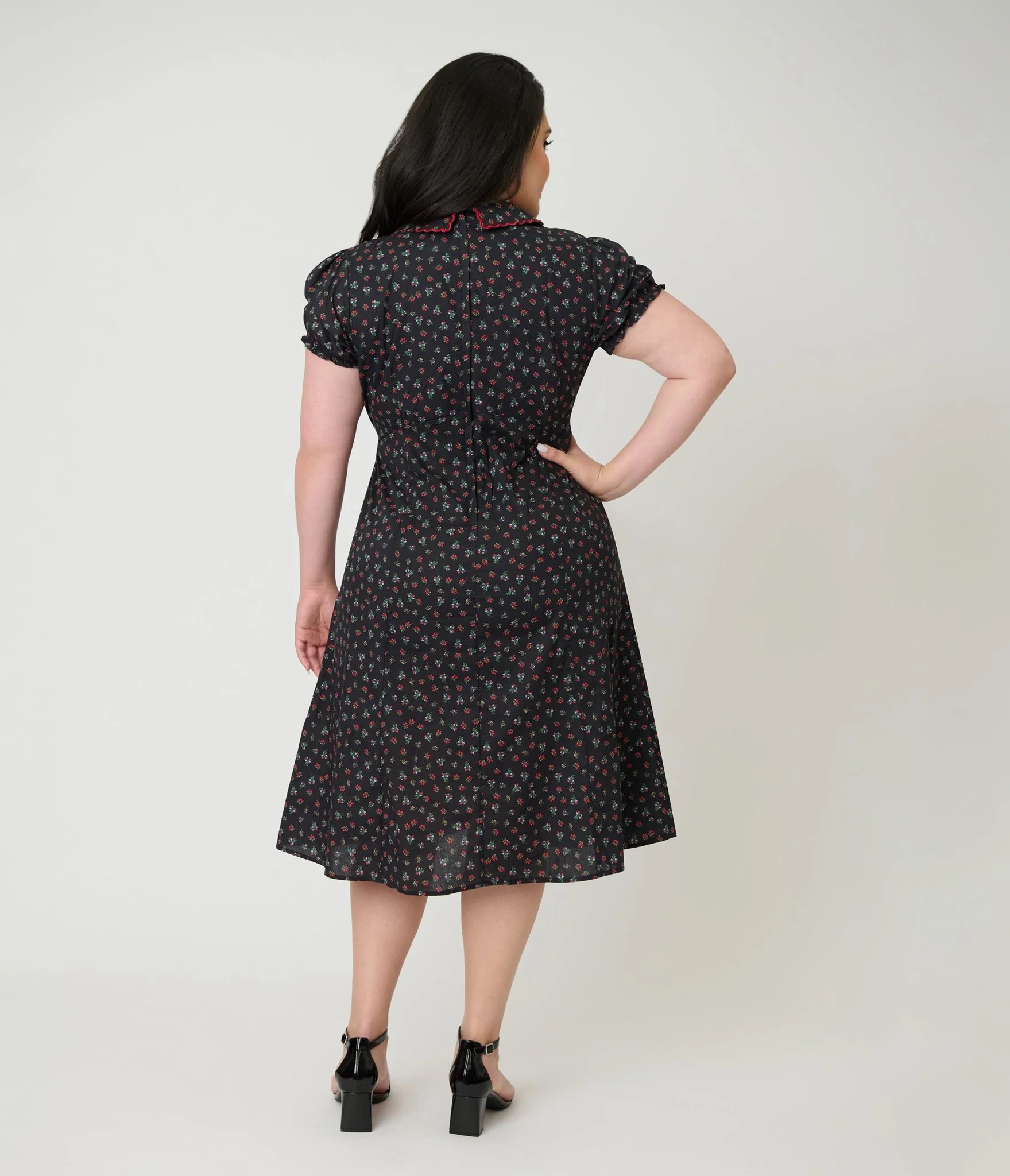 Banned Plus Size Retro Black Floral June Swing Dress - Image 2