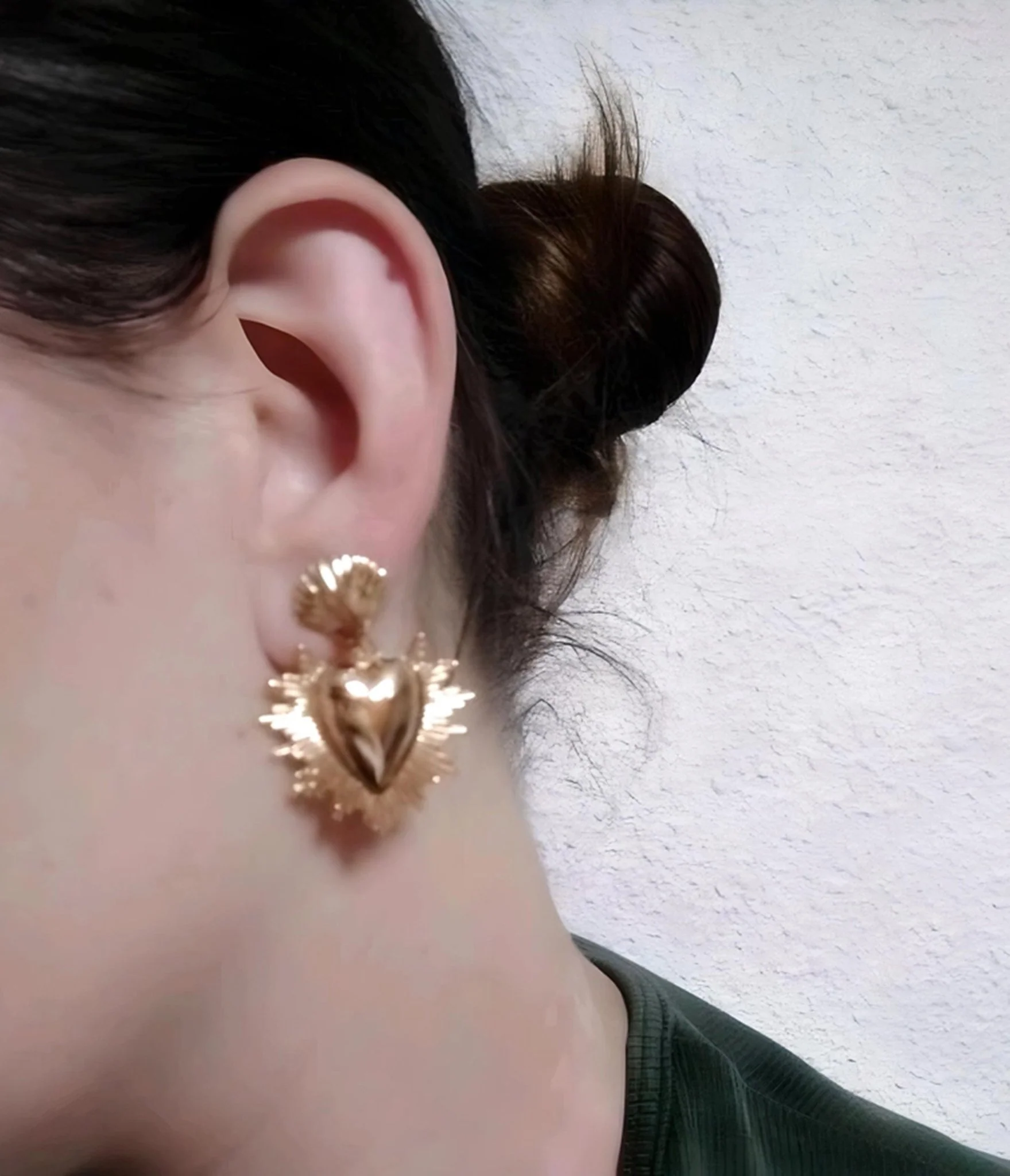 Gold Tone Sacred Heart Earrings - Image 4
