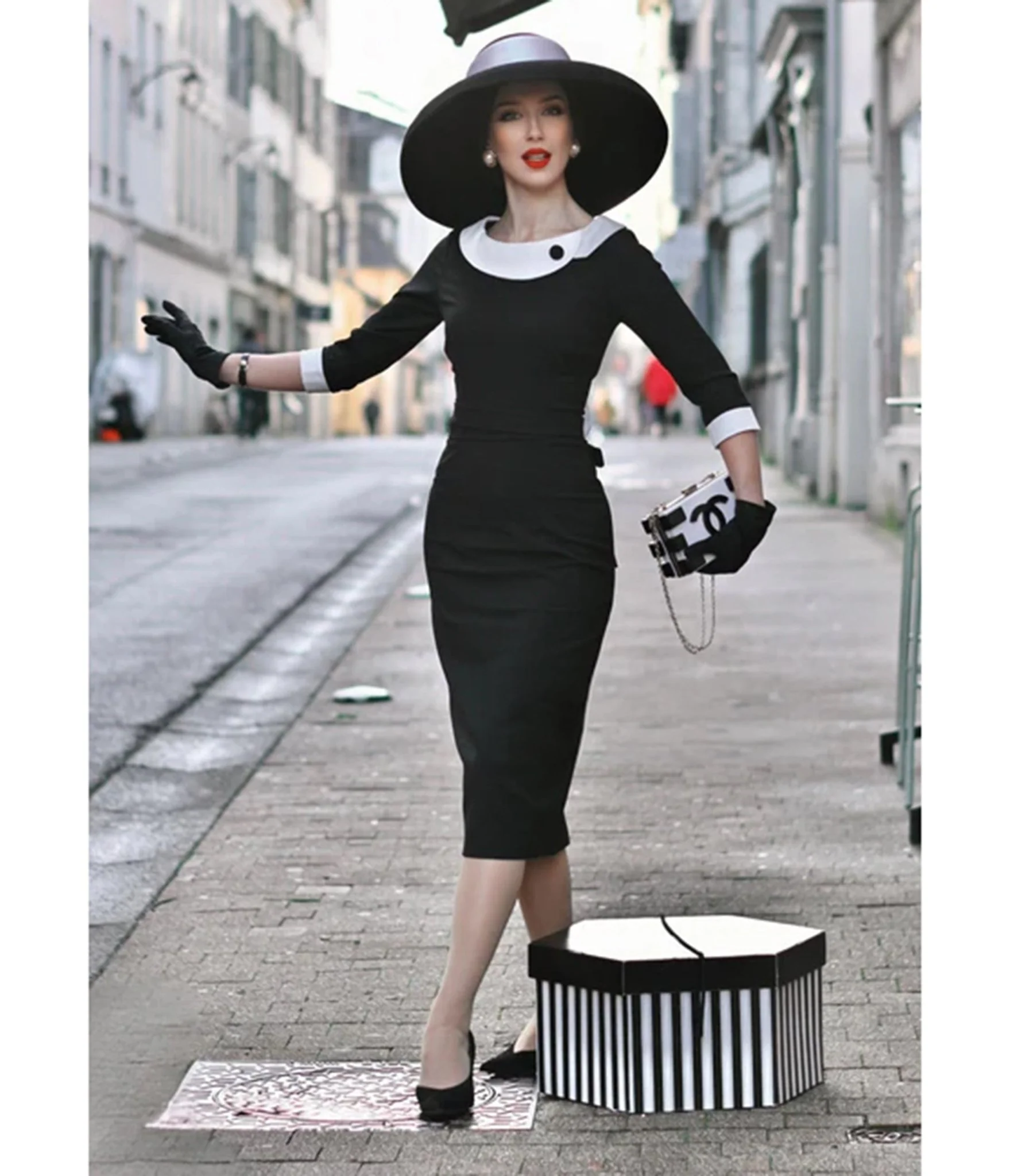 Heart My Closet Black & White Laura Pencil Dress - Image 3