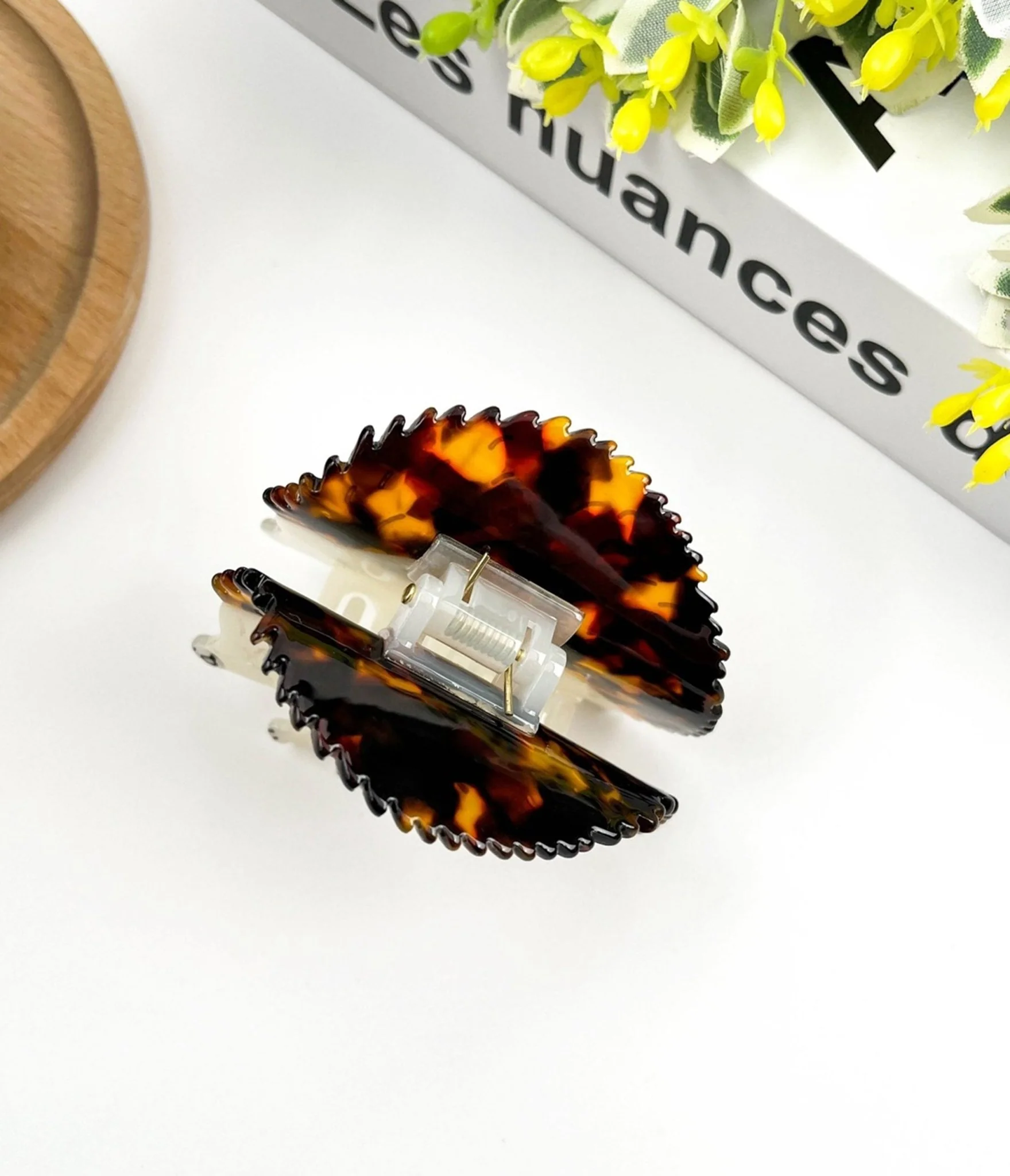 Hedgehog Hair Claw Clip - Image 4