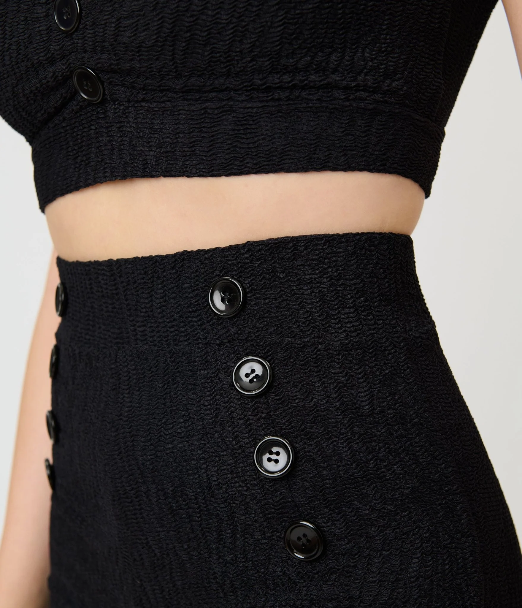 Pinky Pinups Black Textured Puff Sleeve Swim Top - Image 4