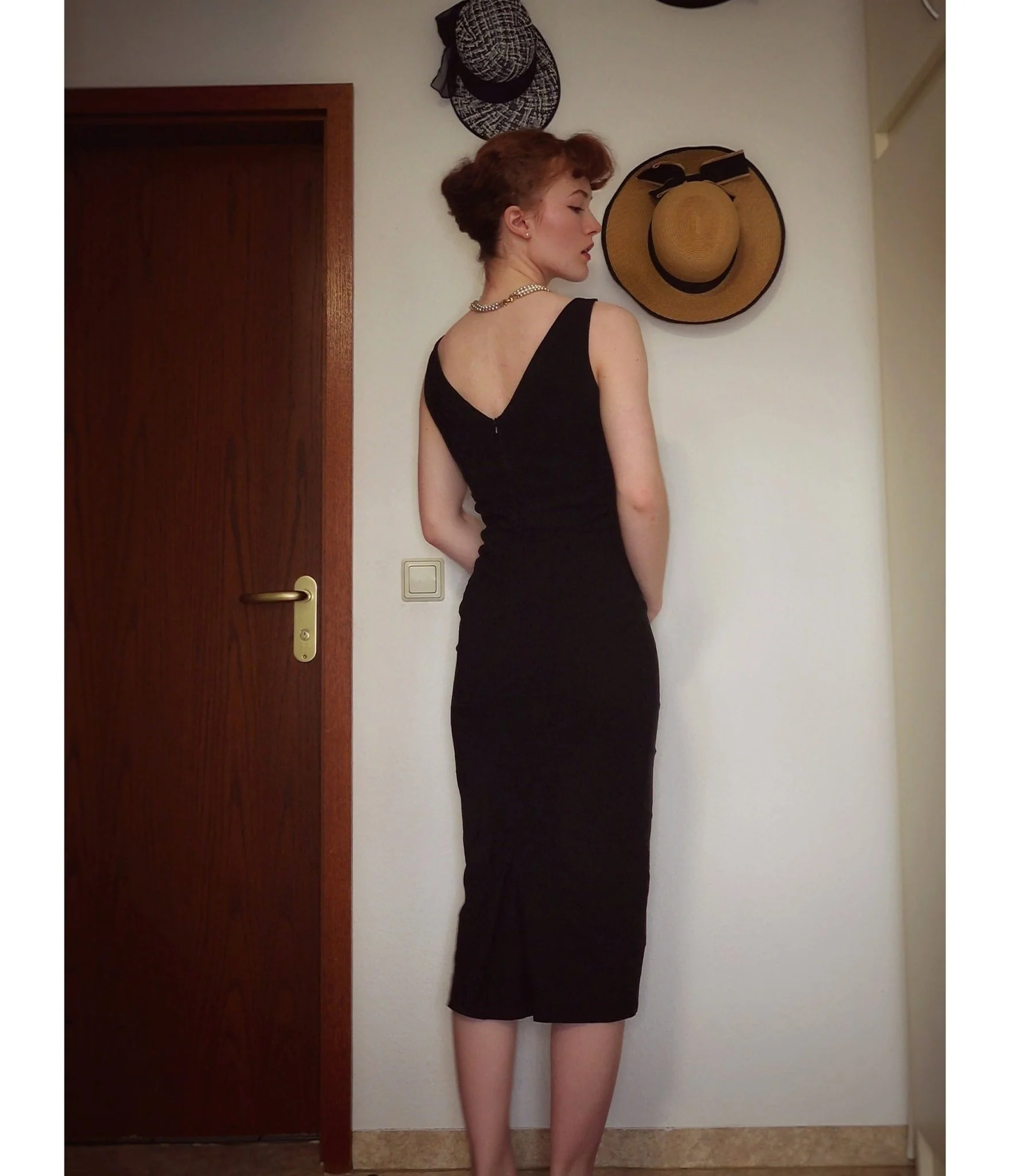 Pretty Retro Black Audrey Pencil Dress - Image 2