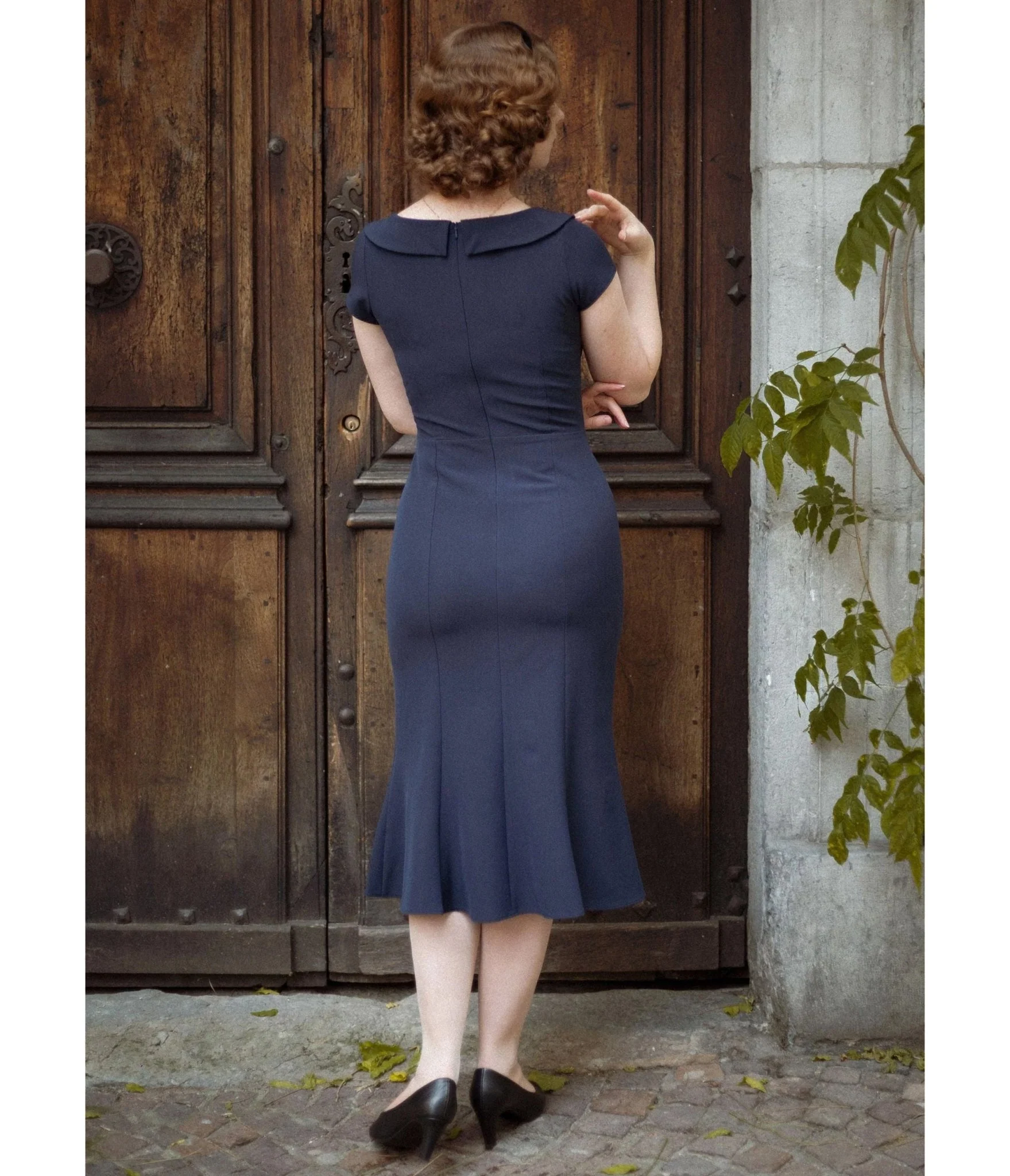 Pretty Retro Navy 1930s Melissa Dress - Image 2