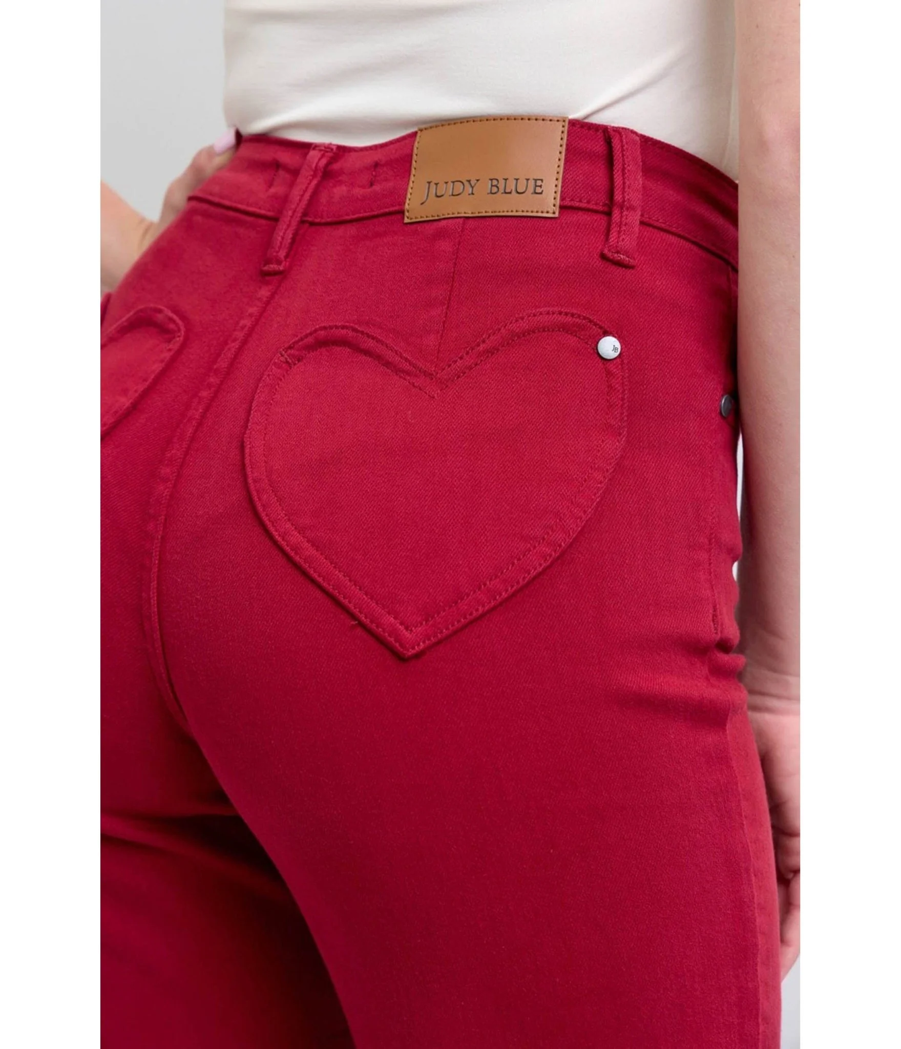 Red High Waisted Heart Pockets Jeans - Image 4