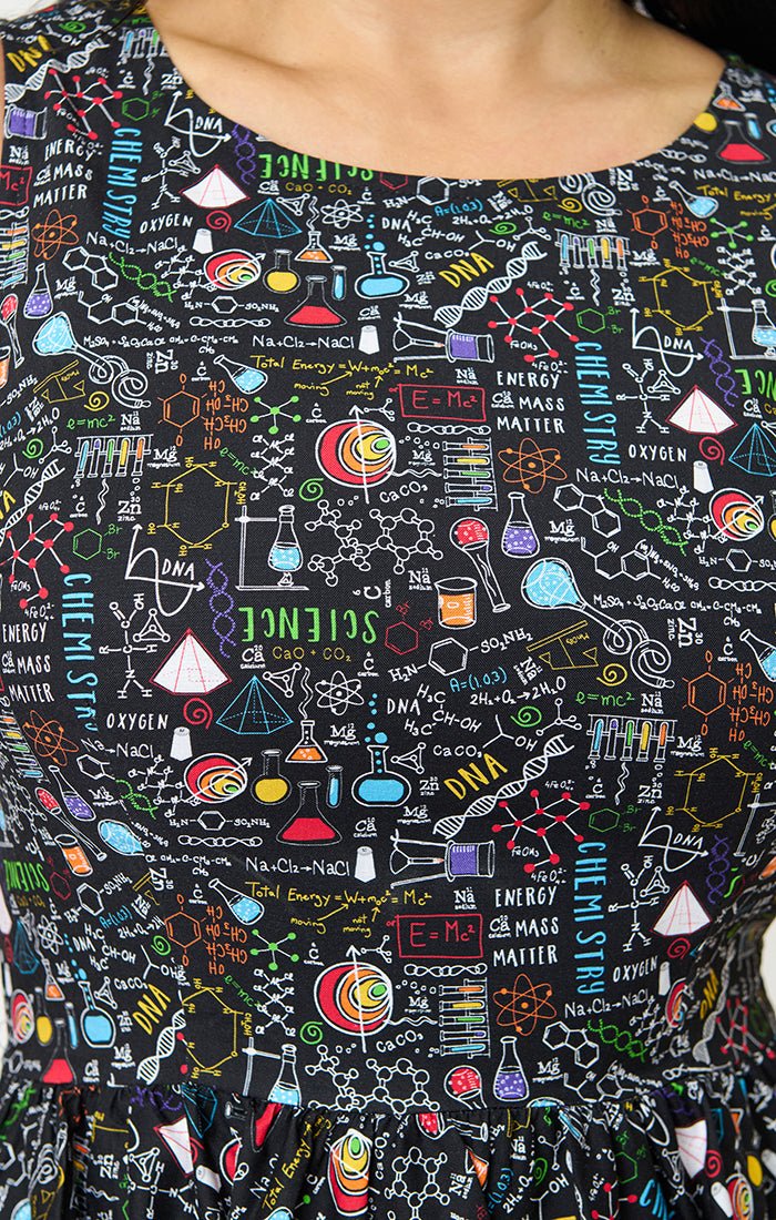 Retrolicious Black Science Print Cotton Midi Dress - Image 5
