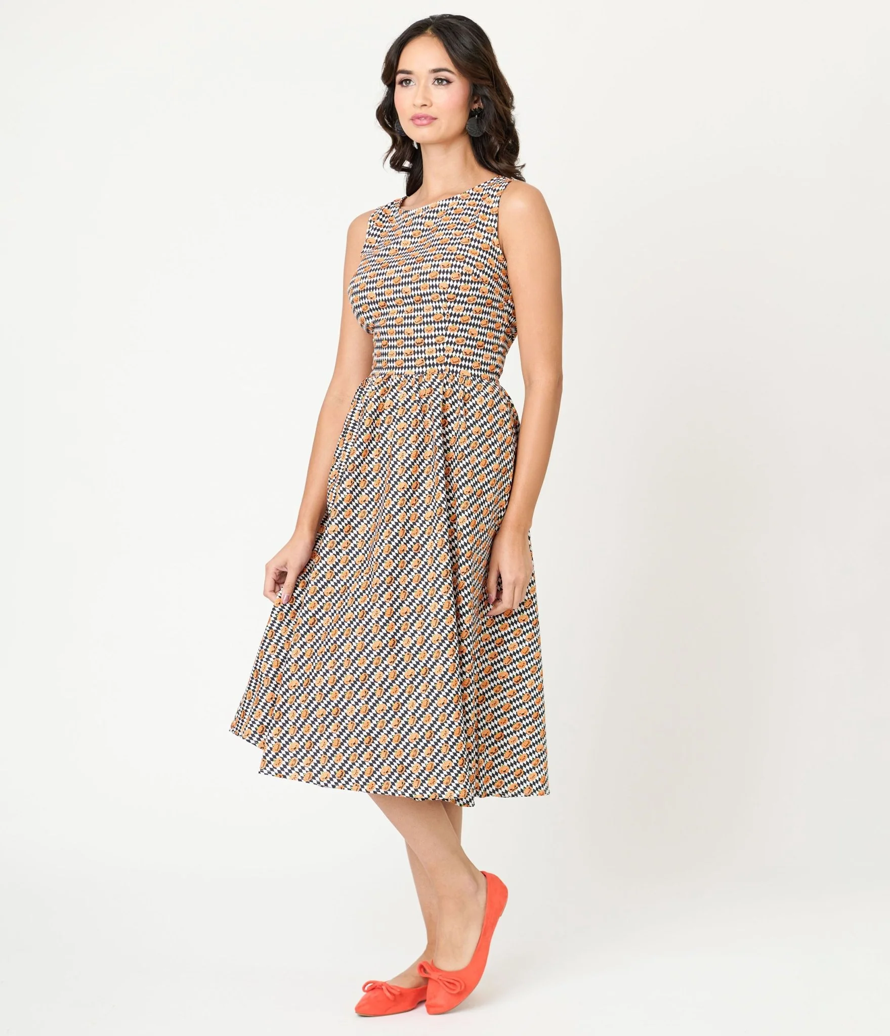 Retrolicious Black & White Diamonds & Pumpkins Midi Dress - Image 3
