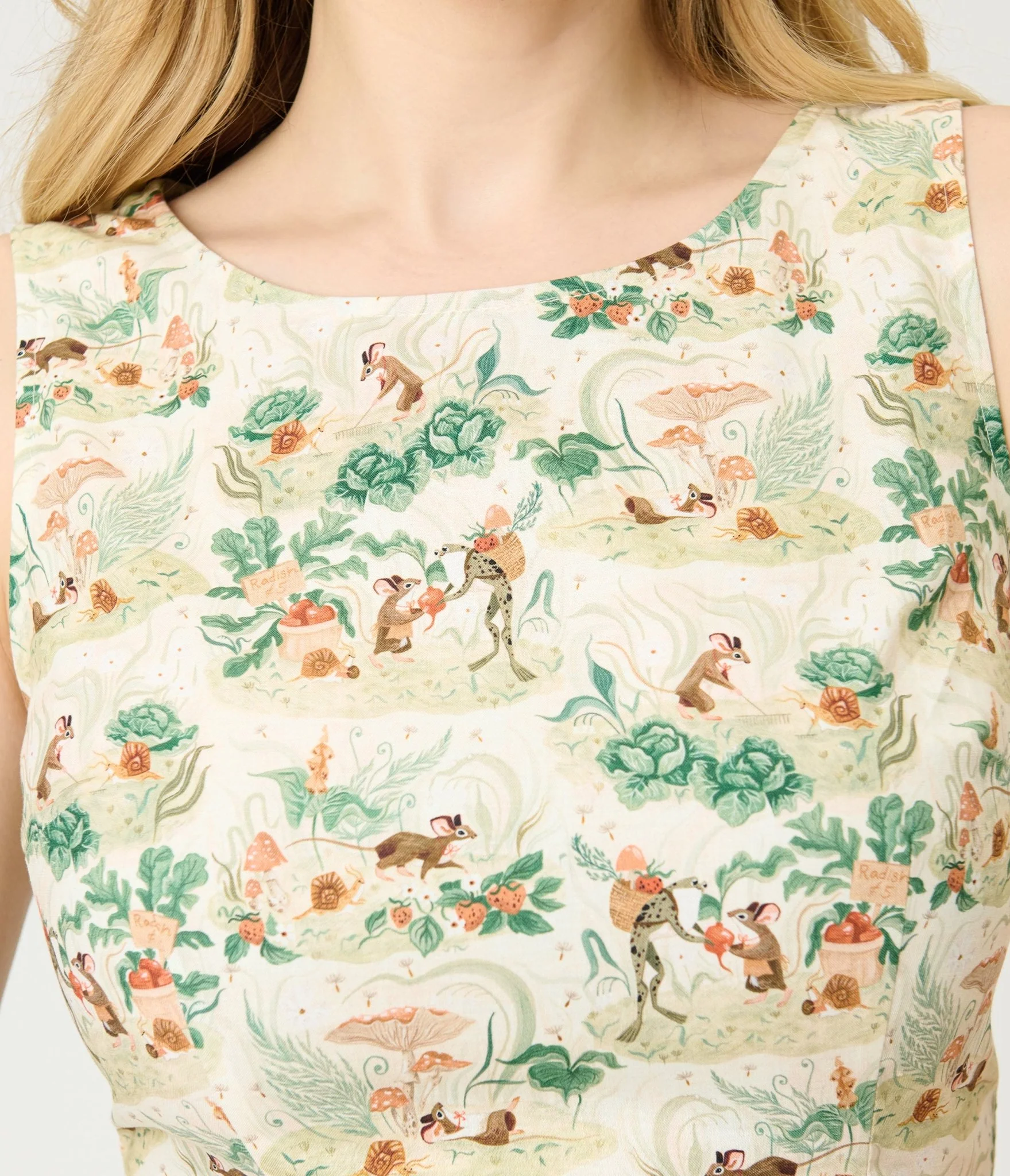 Retrolicious Garden Mouse Print Cotton Flare Dress - Image 5