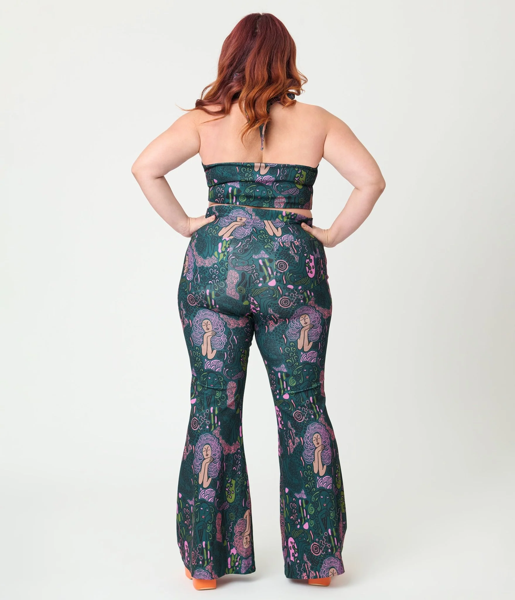 Smak Parlour Plus Size Green & Mannequin Doodle Find Your Flare Pants - Image 2