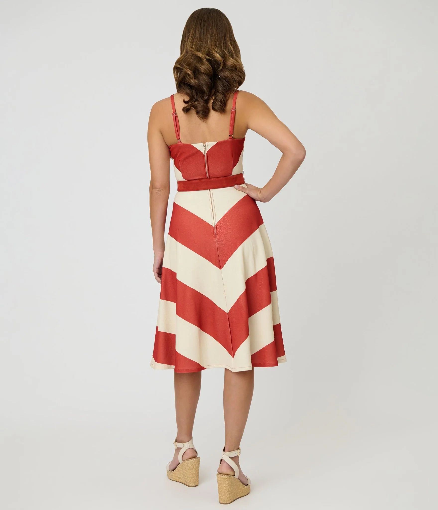 Smak Parlour Rust & Ivory Spaghetti Strap Chevron Midi Dress - Image 2