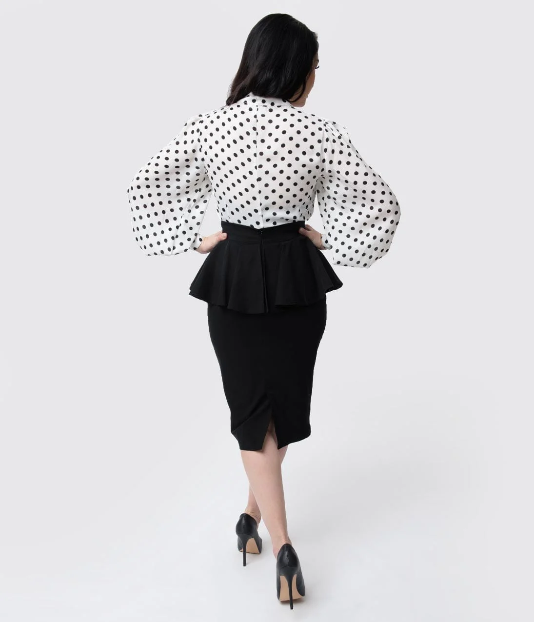 Unique Vintage 1940s Black Stretch Peplum Boulevard Pencil Skirt - Image 2