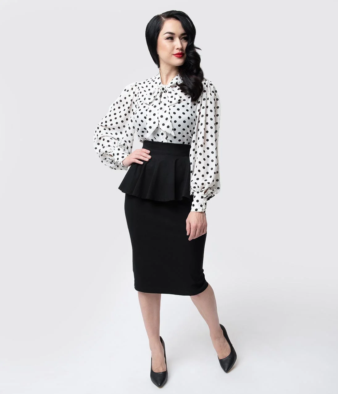 Unique Vintage 1940s Black Stretch Peplum Boulevard Pencil Skirt - Image 5