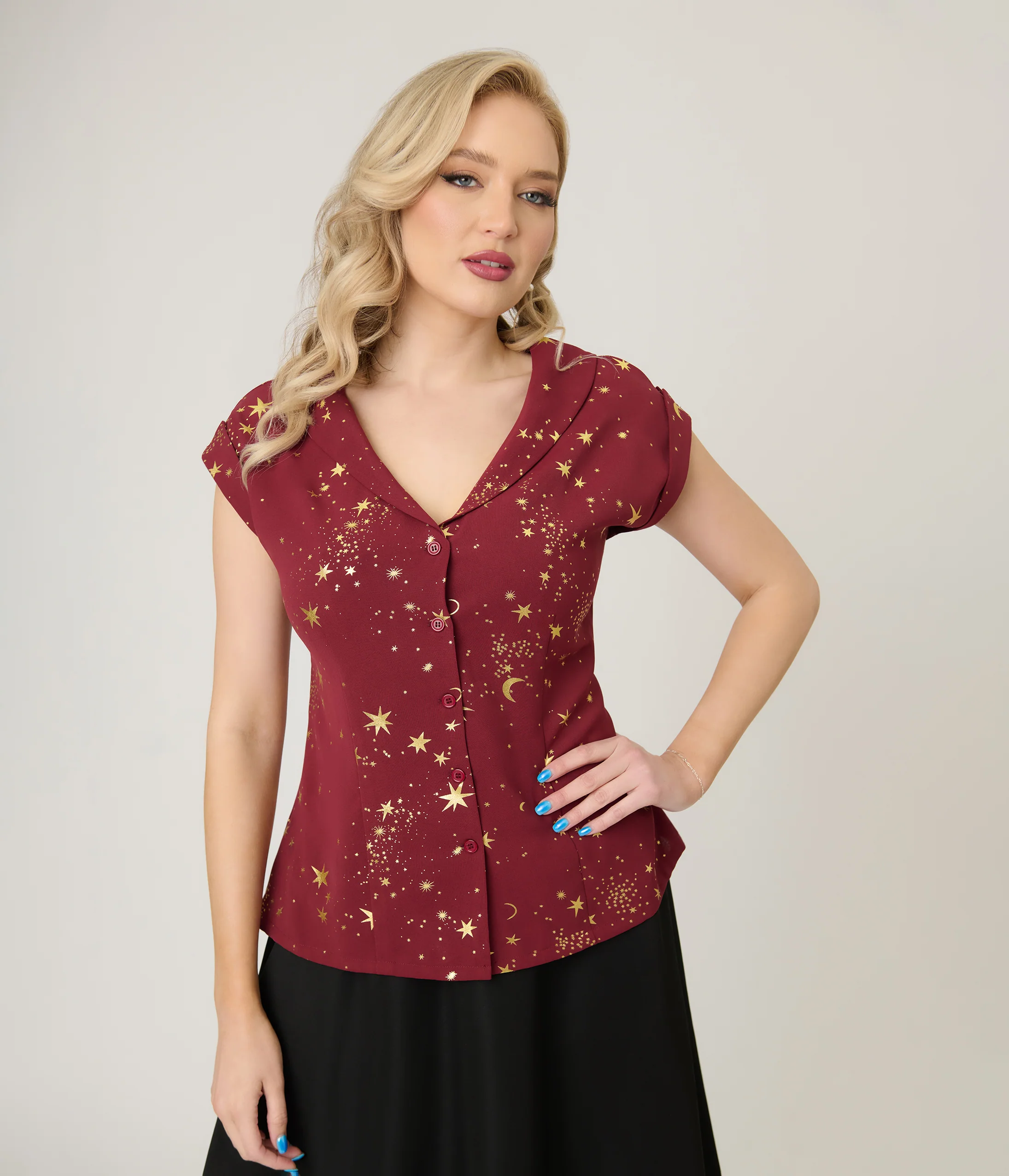 Unique Vintage Burgundy & Gold Star Twill Sleeveless Blouse - Image 4