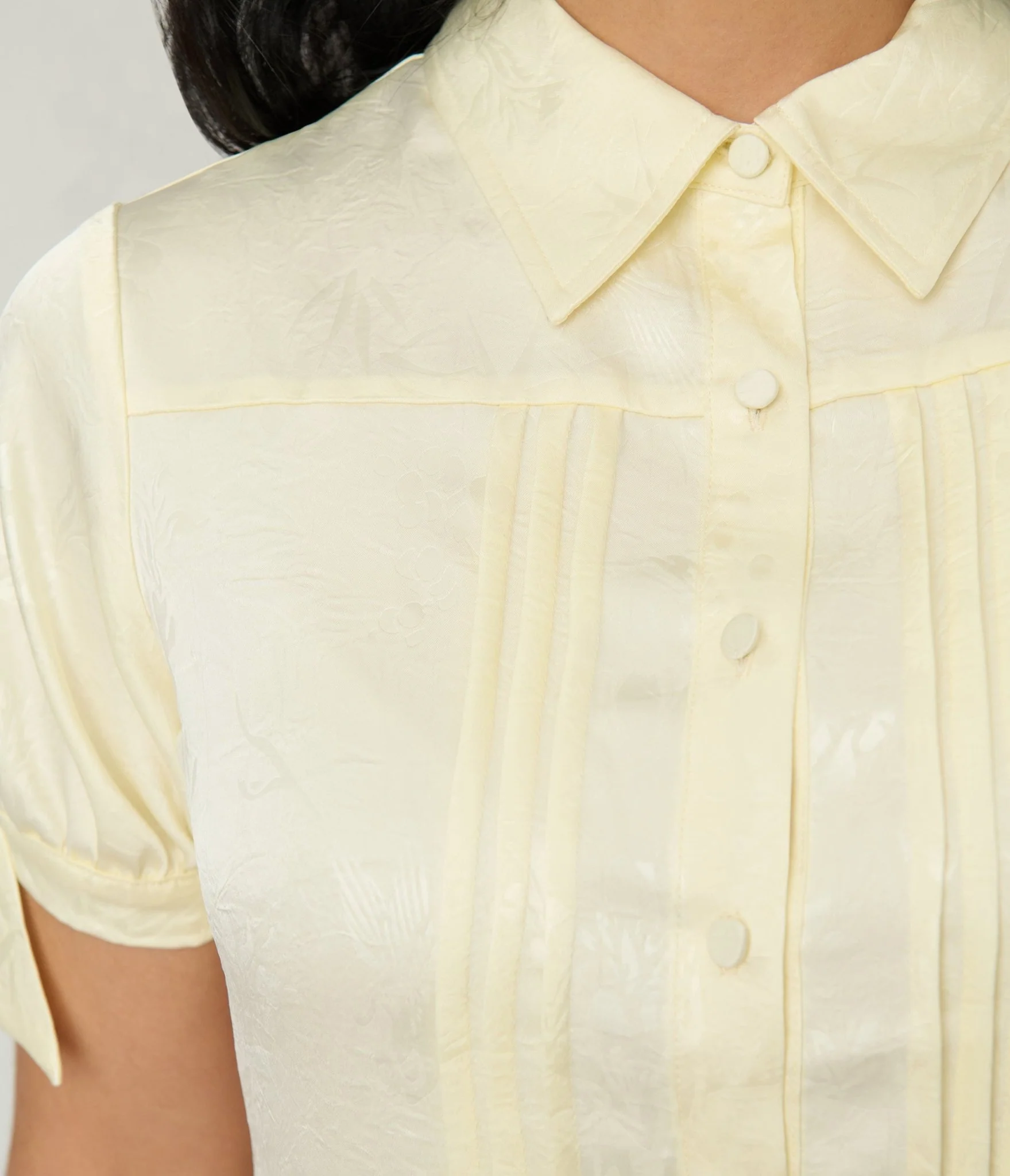 Unique Vintage Ivory Jacquard Colvin Blouse - Image 4