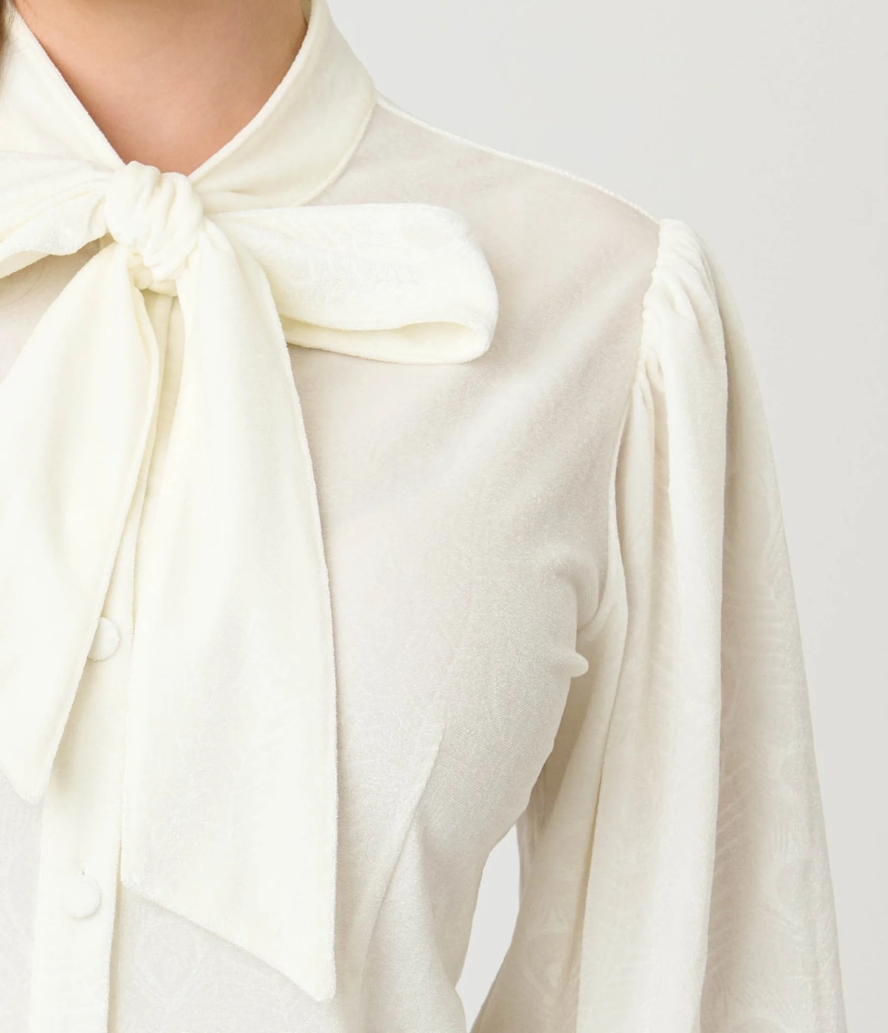 Unique Vintage Ivory Peacock Feather Embossed Gwen Blouse - Image 5