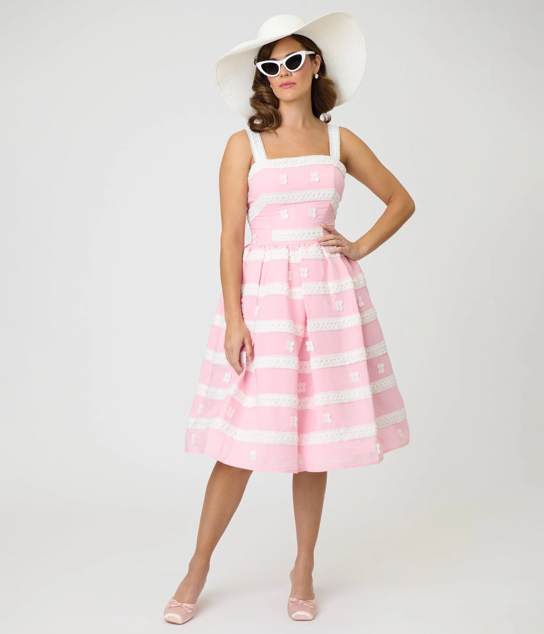Unique Vintage Light Pink Shopper Sundress - Image 4