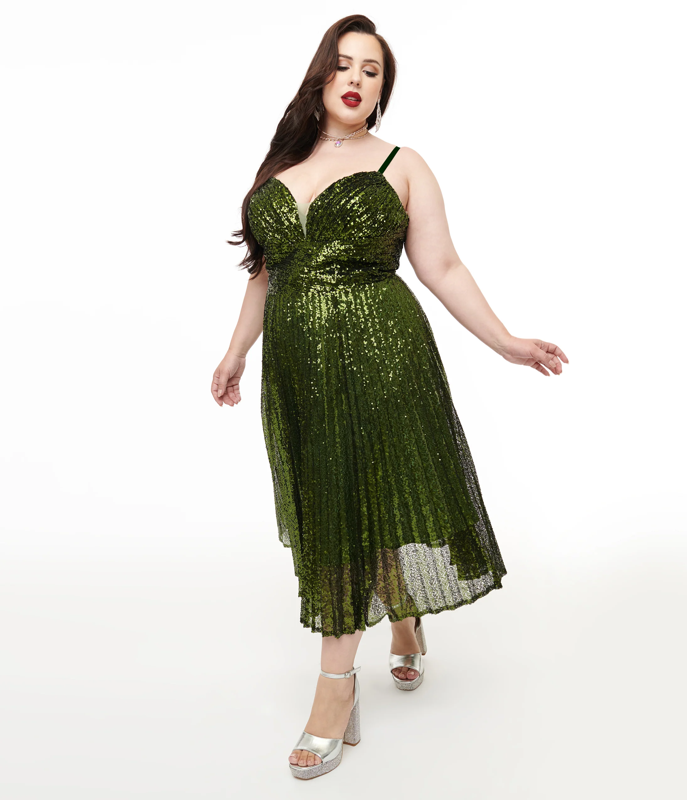 Unique Vintage Plus Size 1950s Emerald Pleated Sequin Swing Dress - Image 3