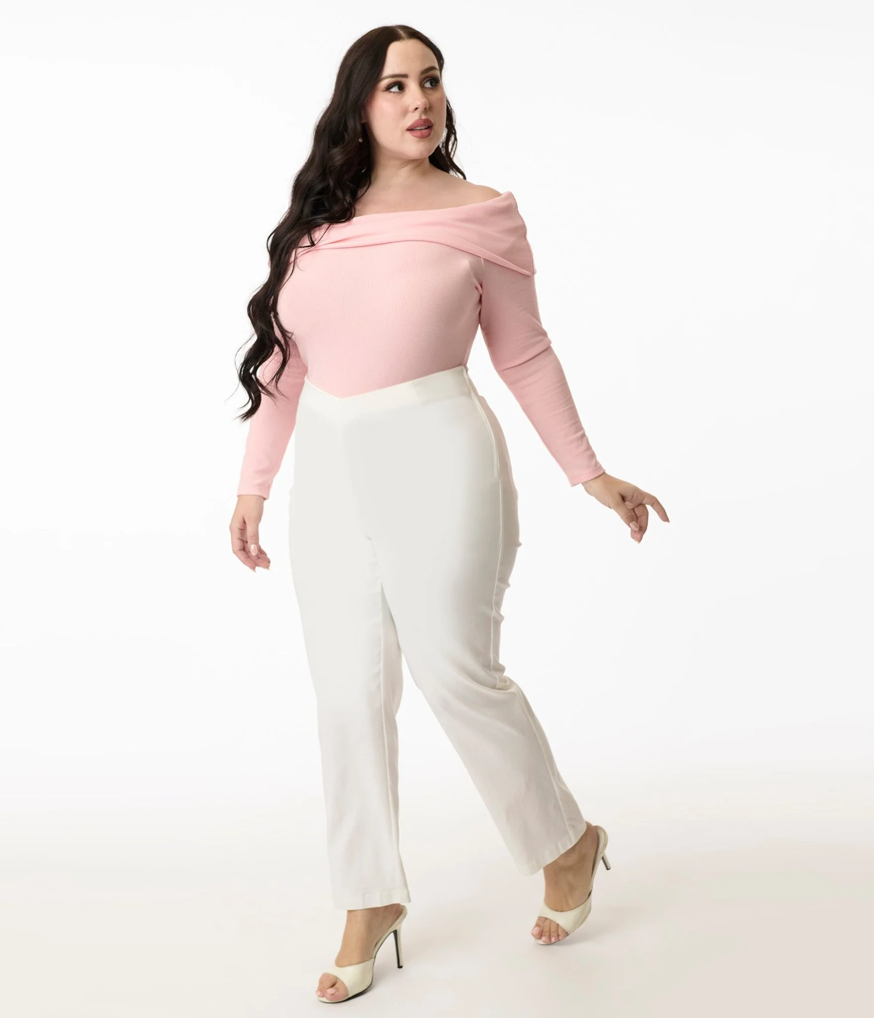 Unique Vintage Plus Size 1960s White Cigarette Pants