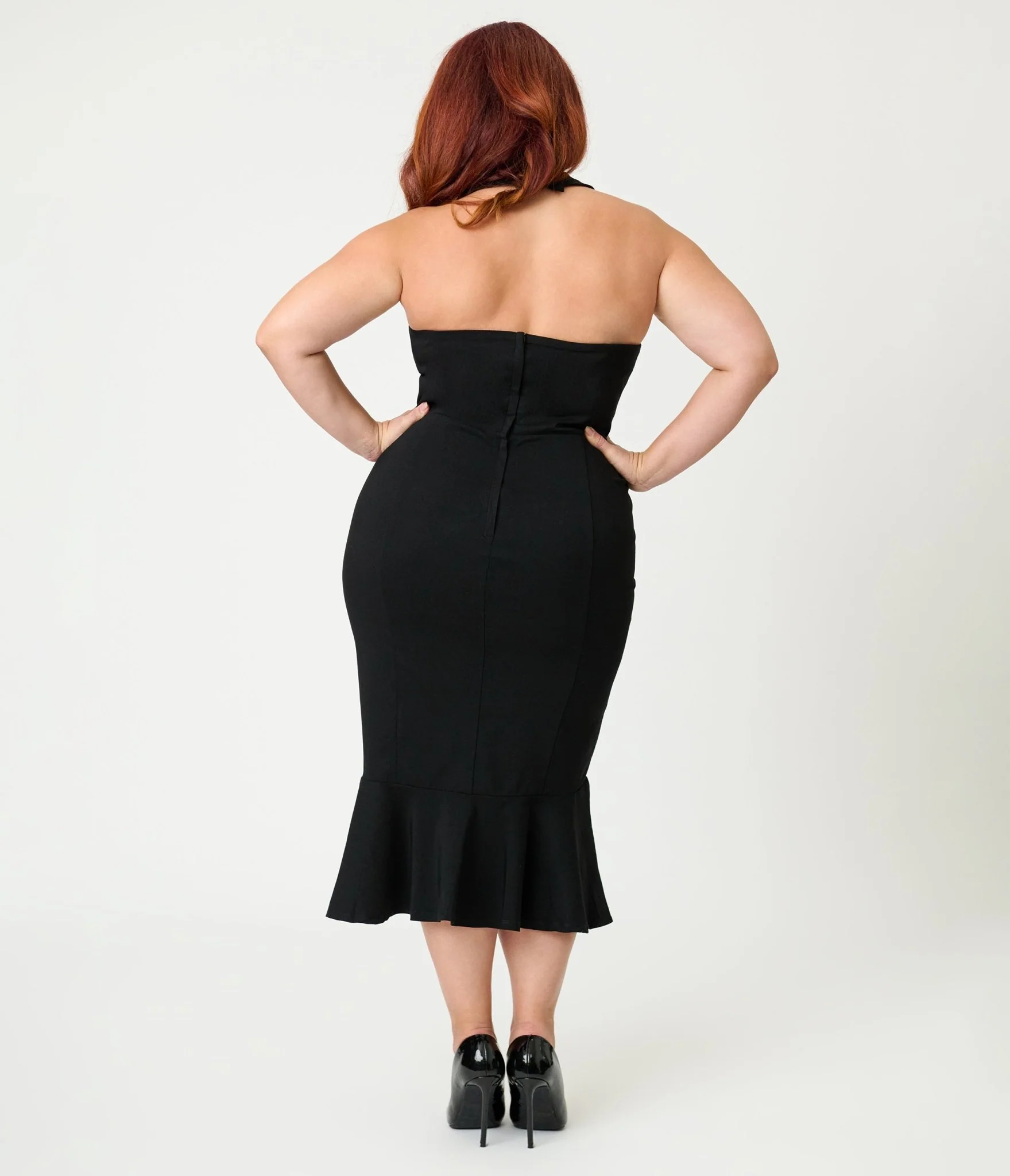 Unique Vintage Plus Size Black Criss Cross Halter Pencil Dress - Image 2