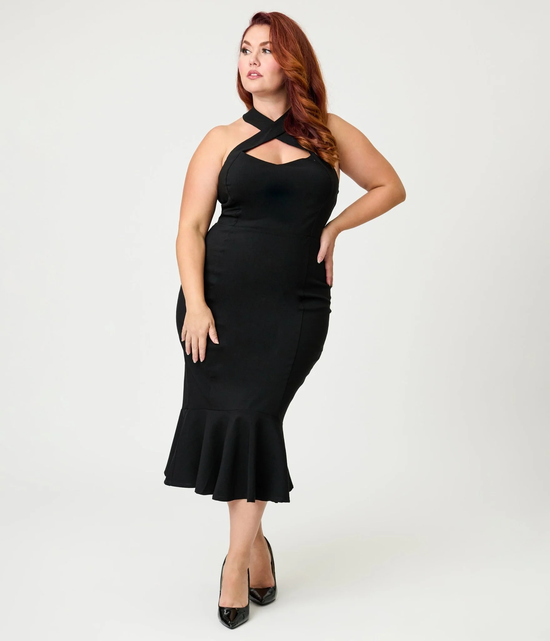 Unique Vintage Plus Size Black Criss Cross Halter Pencil Dress - Image 4