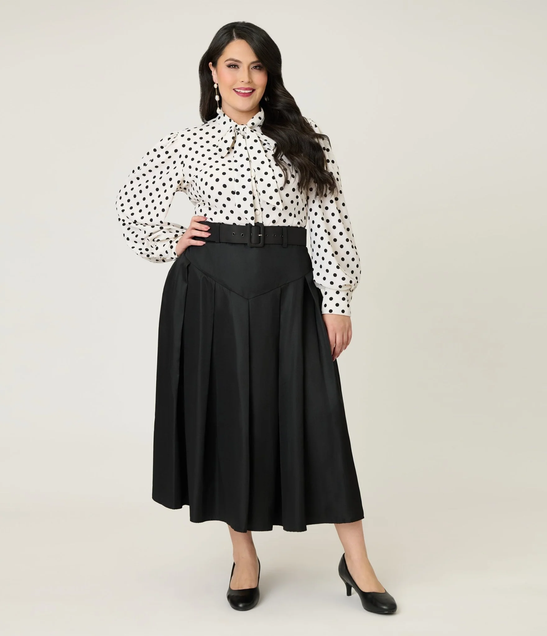Unique Vintage Plus Size Black Midi Skirt - Image 4