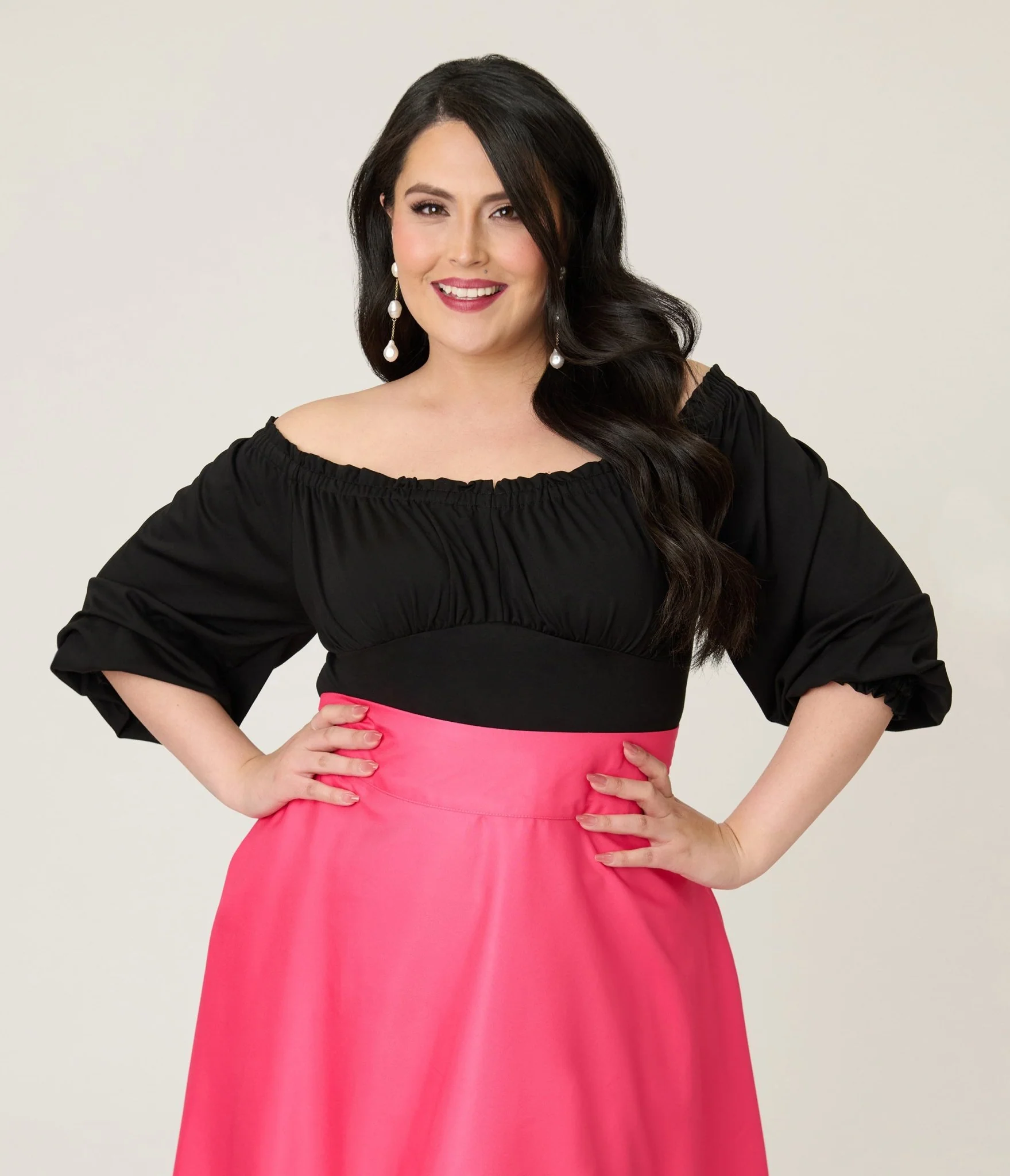 Unique Vintage Plus Size Black Peasant Sleeve Blouse