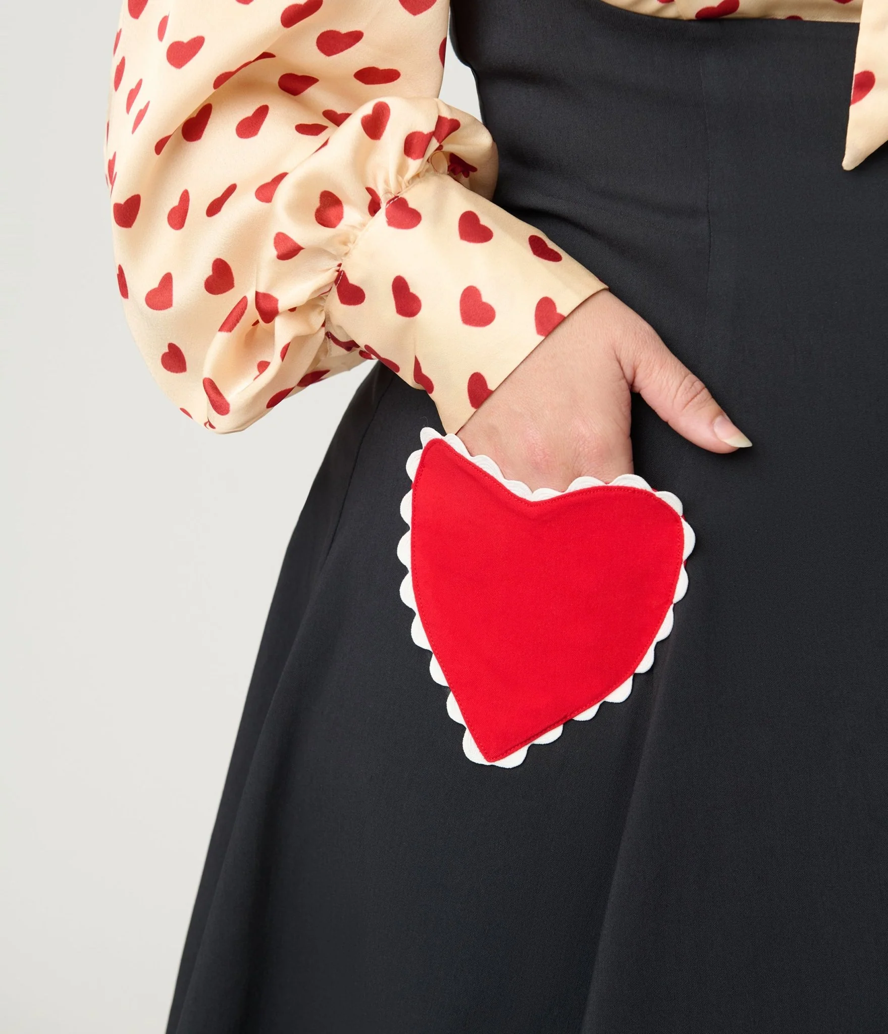 Unique Vintage Plus Size Black & Red Heart Amma Swing Skirt - Image 4