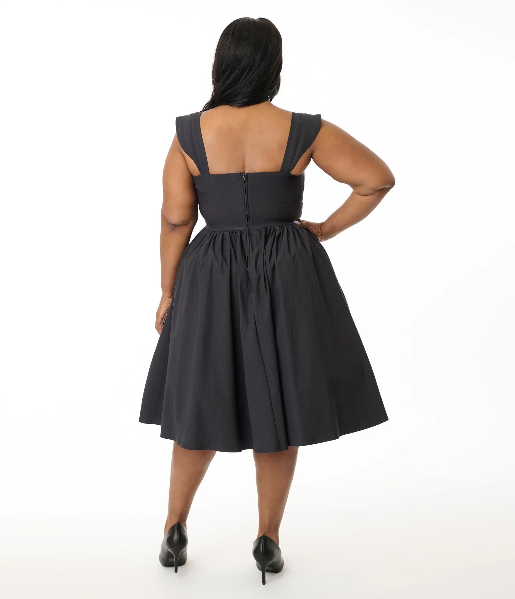 Unique Vintage Plus Size Black Sleeveless Swing Dress - Image 3