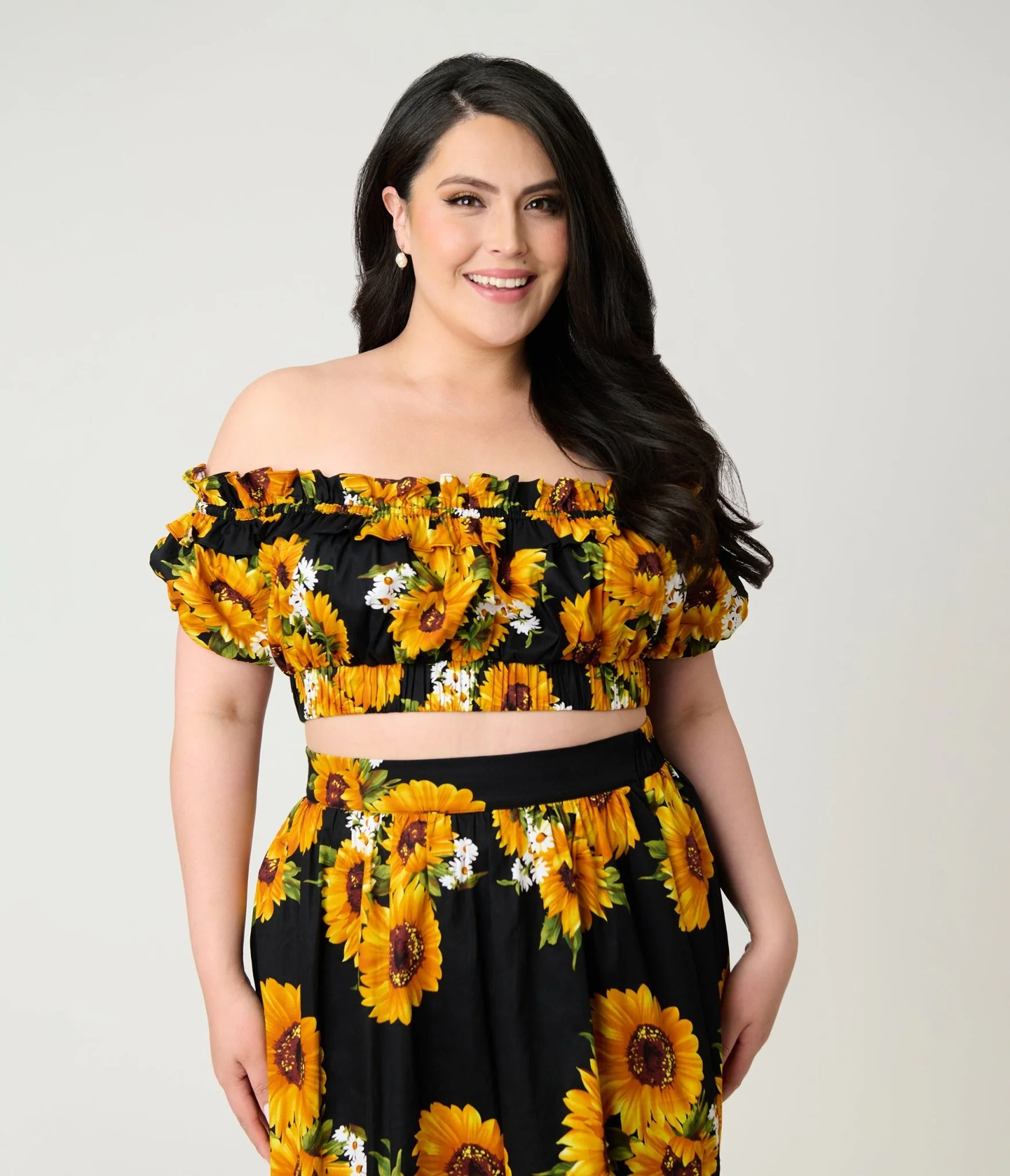 Unique Vintage Plus Size Black Sunflower Ruffle Up Crop Top - Image 3