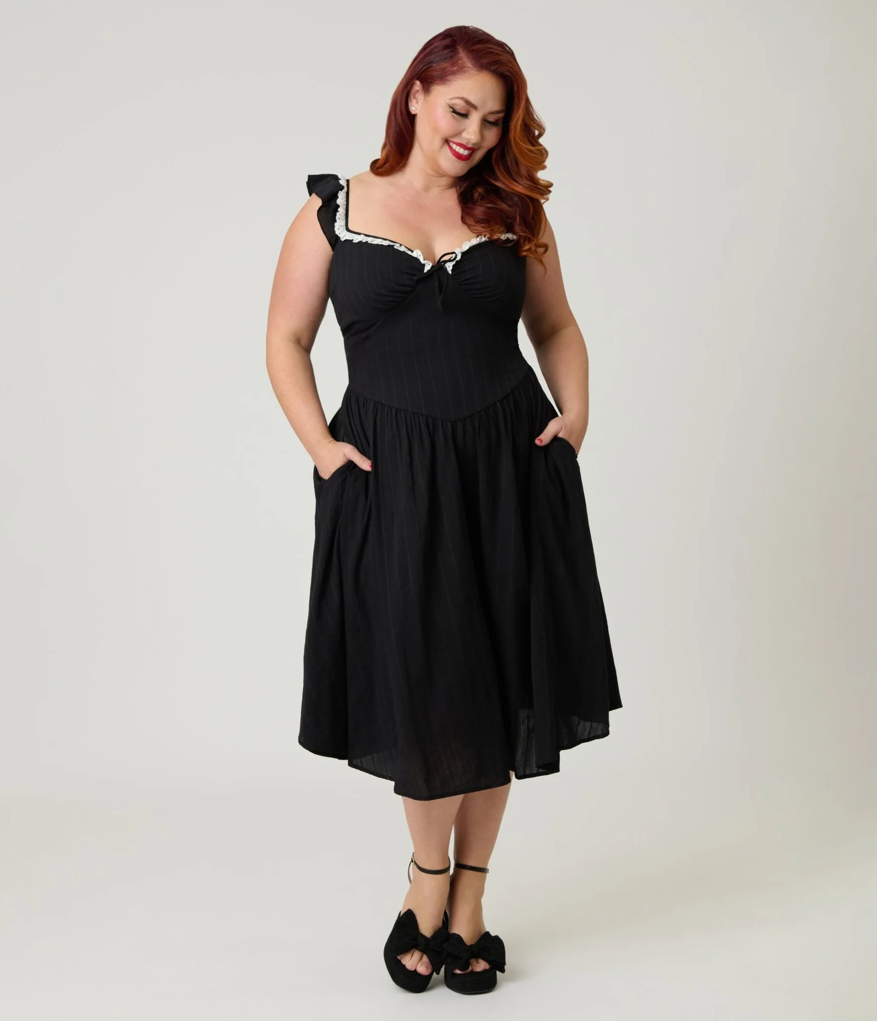 Unique Vintage Plus Size Black Sweetheart Flutter Sleeve Swing Dress - Image 3