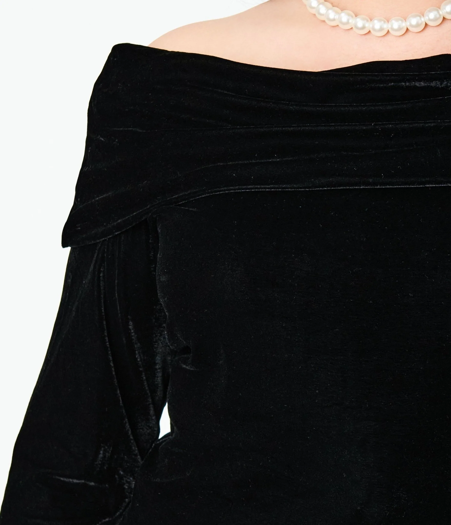 Unique Vintage Plus Size Black Velvet Folded Shoulder Knit Top - Image 4