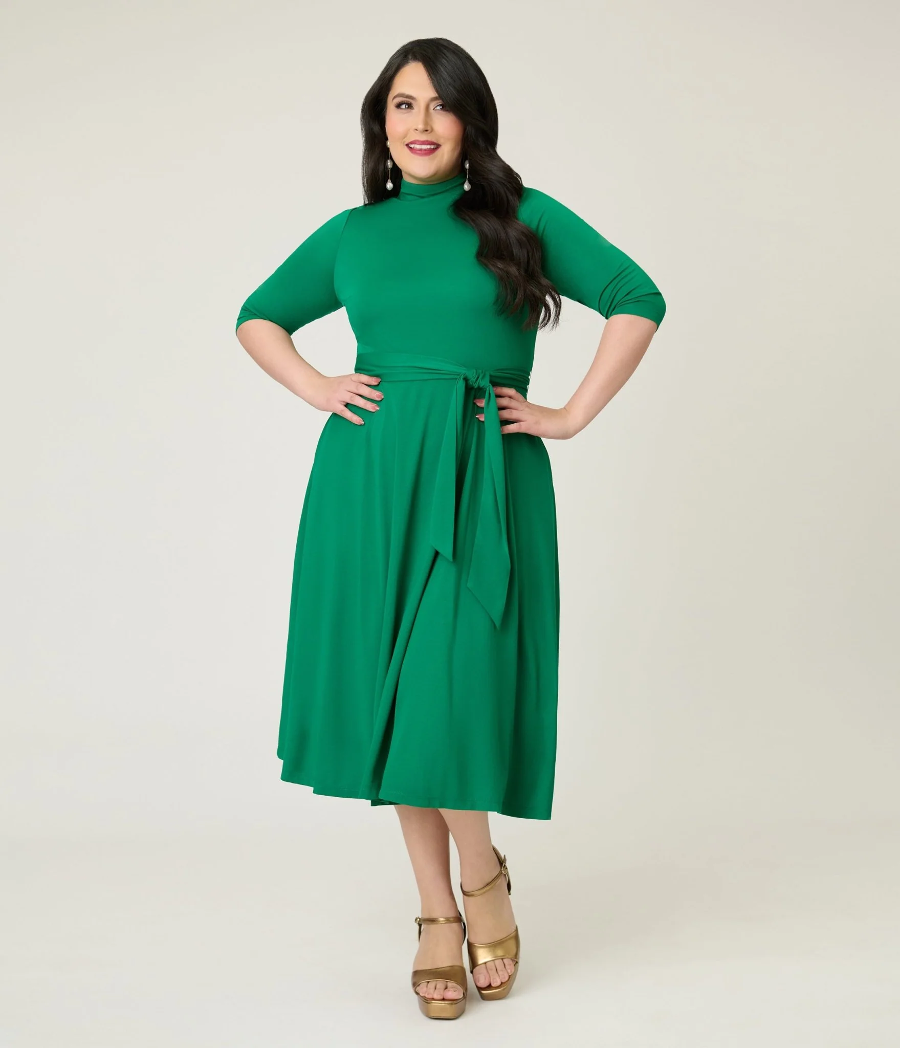 Unique Vintage Plus Size Green Turtleneck Midi Dress - Image 4