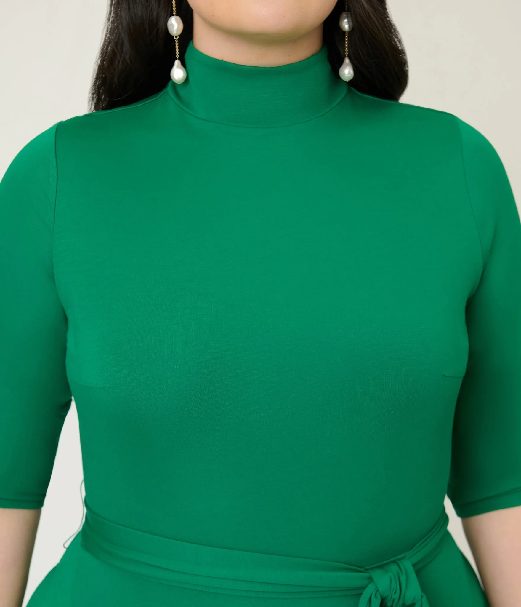 Unique Vintage Plus Size Green Turtleneck Midi Dress - Image 5