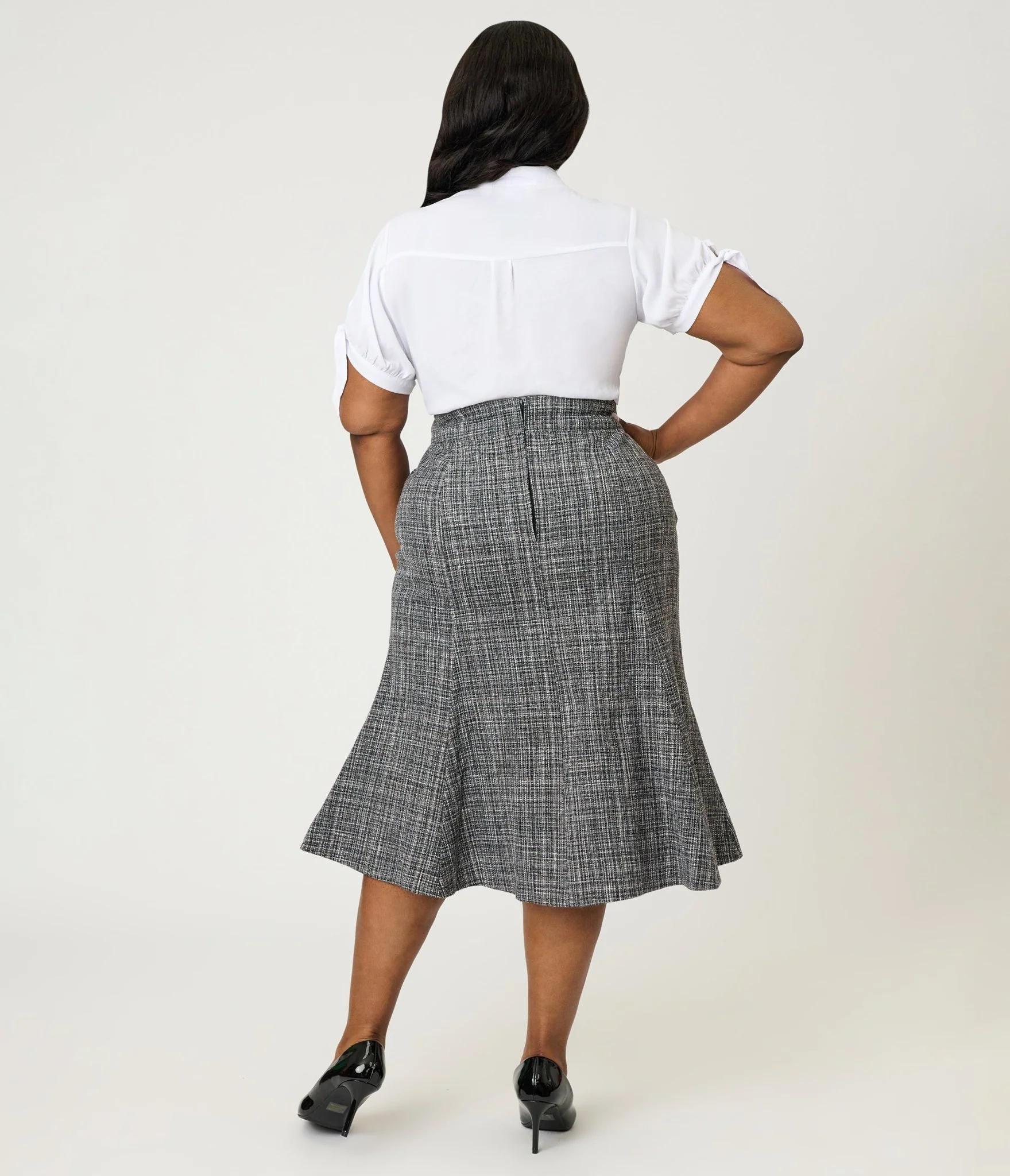 Unique Vintage Plus Size Grey Tweed Tina Trumpet Skirt - Image 3