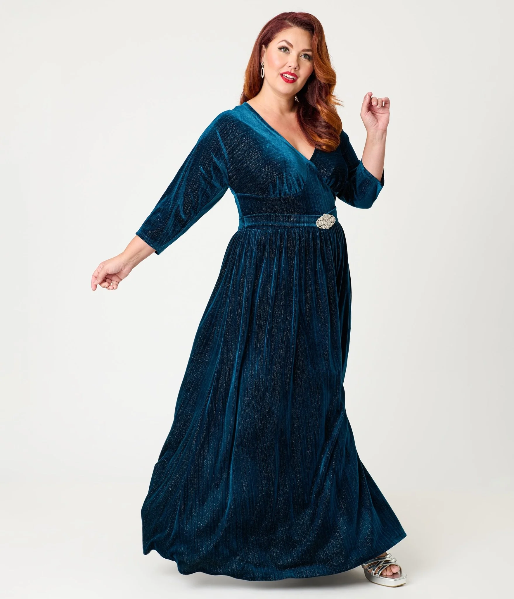 Unique Vintage Plus Size Teal Velvet Batwing Sleeve Maxi Dress - Image 3